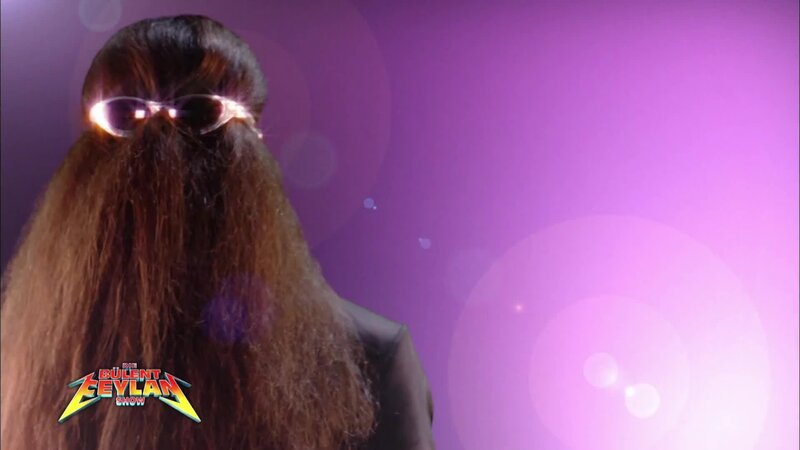 . – Bild: Comedy & Shows