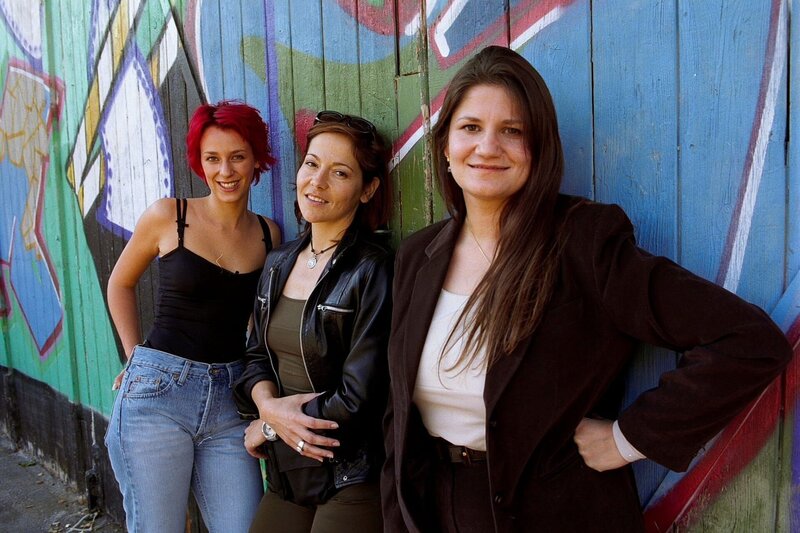 Vivian Bartsch, Monica Weinzettl, Sigrid Hauser. – Bild: ORF/​Ali Schafler