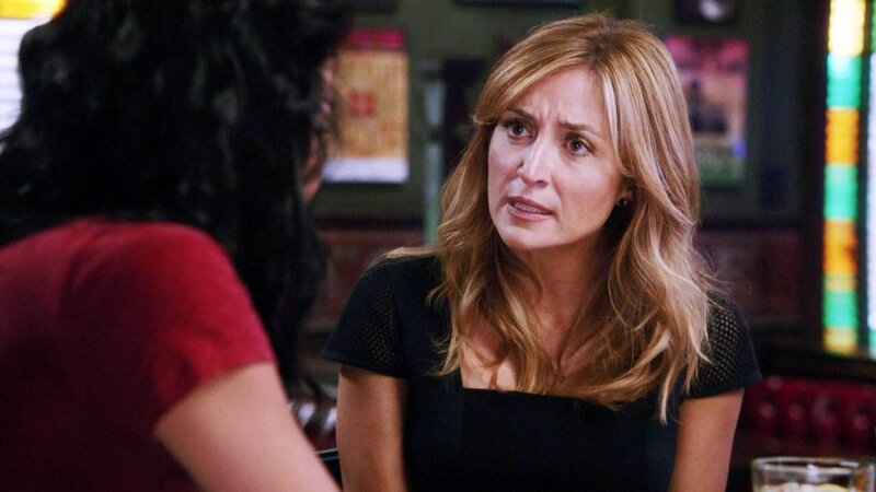 Jane Rizzoli (Angie Harmon, l.), Maura Isles (Sasha Alexander) – Bild: TVNOW