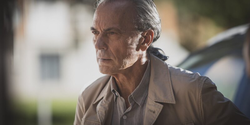 Blutroter Sommer - Im Bann des Killers – Bild: Mikel Larrea /​ ZDF