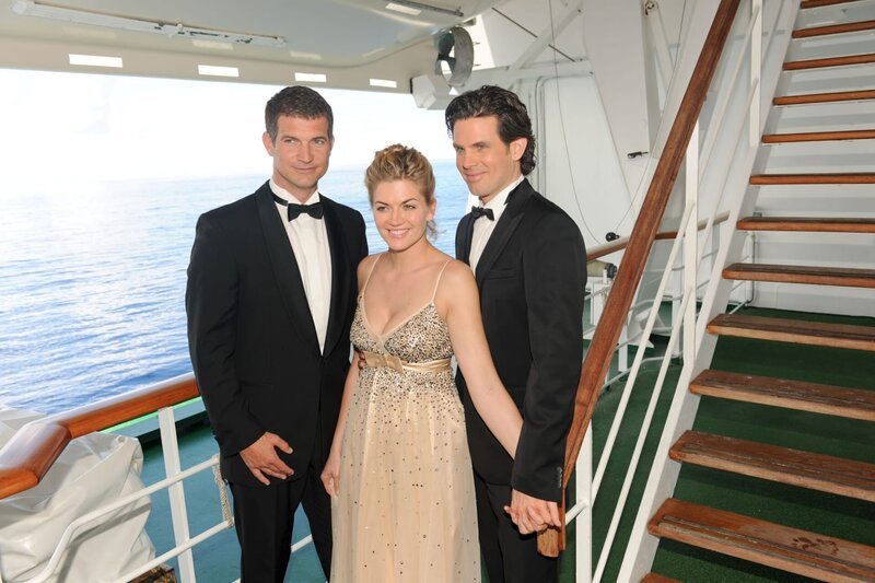 Simon Böer (Benjamin Hellwig), Nina Bott (Manuela Förster), Steffen Groth (Tobias Förster). – Bild: port.hu