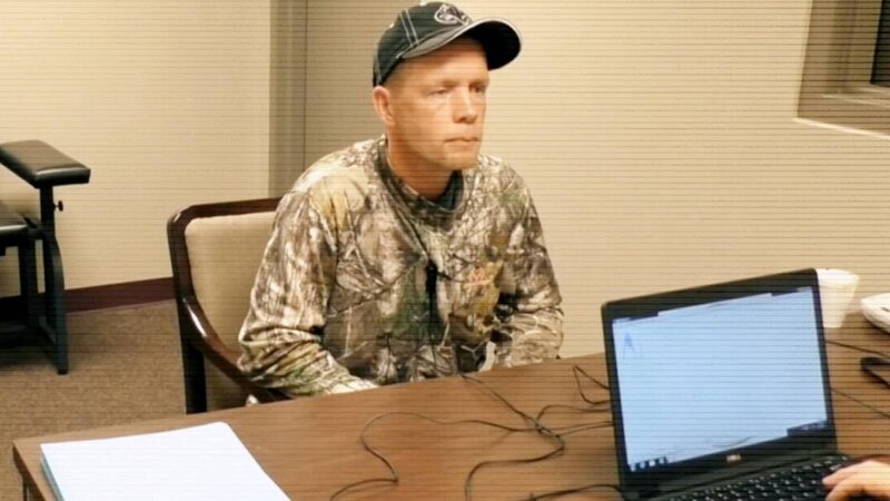 Ein Mann, gegen den ermittelt wird – Bild: Crime + Investigation