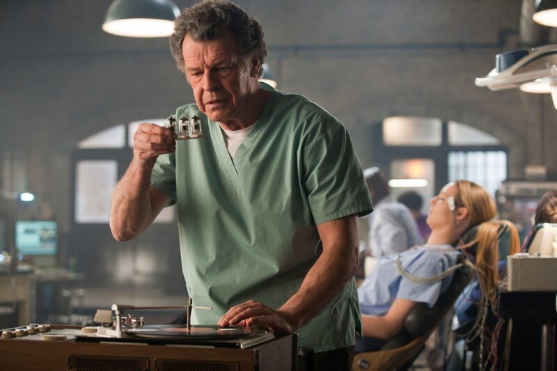 John Noble (Walter Bishop) – Bild: PLURIMEDIA (Warner Bros)