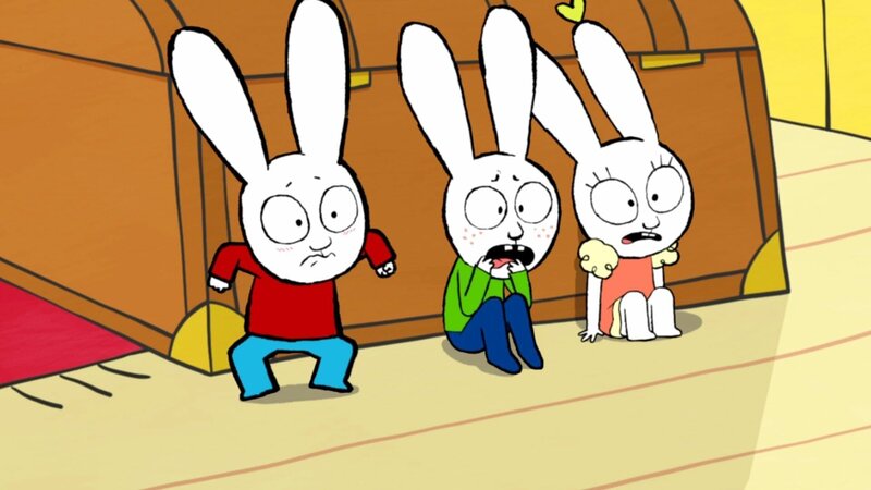 In ihrem Dachbodenversteck haben Simon (l.), Mamadou (m.) und Lou (r.) panische Angst vor einer Spinne, die in einer Ecke des Dachbodens ihr Netz gewebt hat. – Bild: ZDF/​GO-N Productions 2016