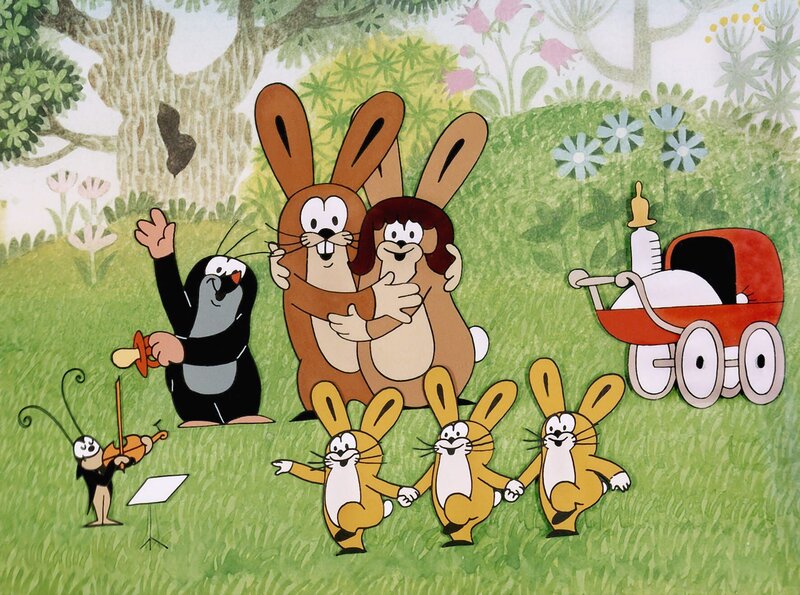 Jubelstimmung auf der Wiese! Hase und Häsin haben drei Häschen als Nachwuchs bekommen. Da feiert der Maulwurf natürlich mit. – Bild: WDR