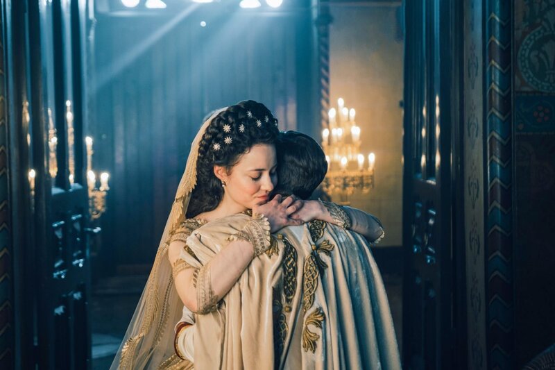 Sisi (Dominique Devenport) und Kaiser Franz Joseph (Jannik Schümann) – Bild: ORF/​Beta Film/​RTL/​Story House Pictures/​Armands Virbulis