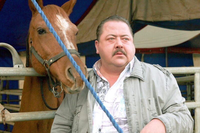 Die Rosenheim-Cops Staffel 7 Episodenguide (Seite 2) – fernsehserien.de