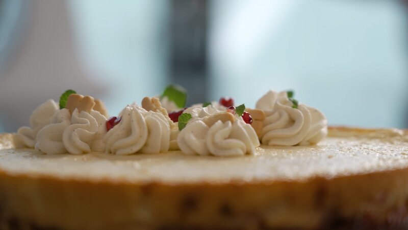 Cremiger Käsekuchen mit Mascarpone – Bild: tv.gusto