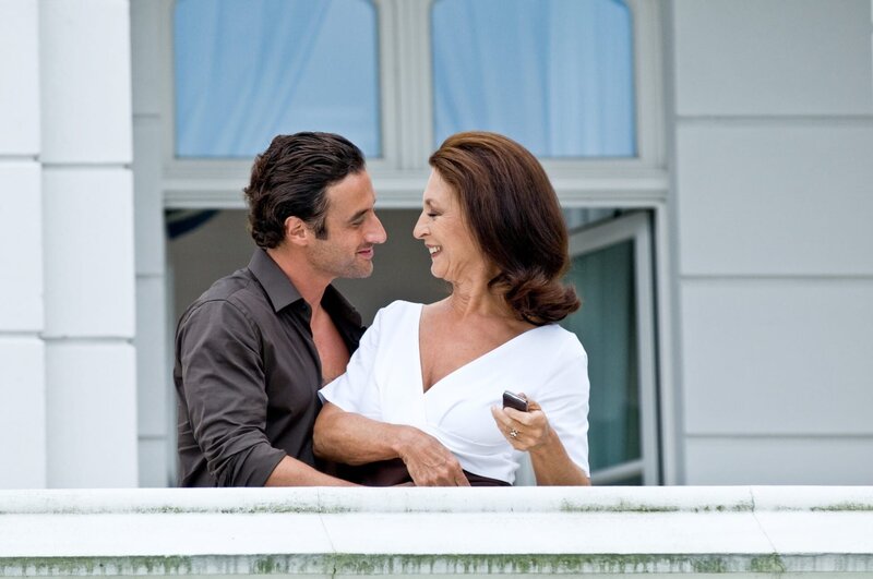 Gunther Gillian, Daniela Ziegler. – Bild: ORF/​Mona Film/​Nicolas Maack