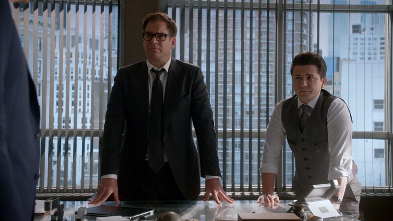 Dr. Jason Bull (Michael Weatherly, l.); Benny Colón (Freddy Rodríguez, r.) – Bild: CBS Broadcasting, Inc.