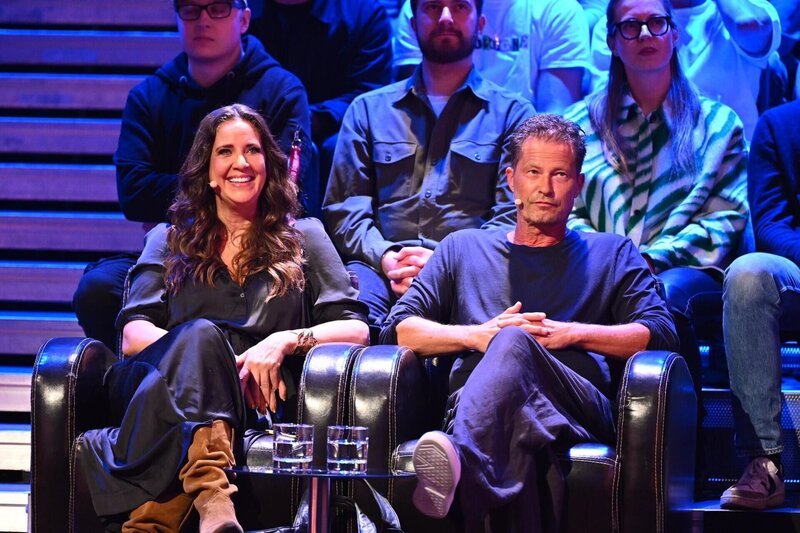 Dana Schweiger (l.); Til Schweiger (r.) – Bild: Joyn /​ Willi Weber
