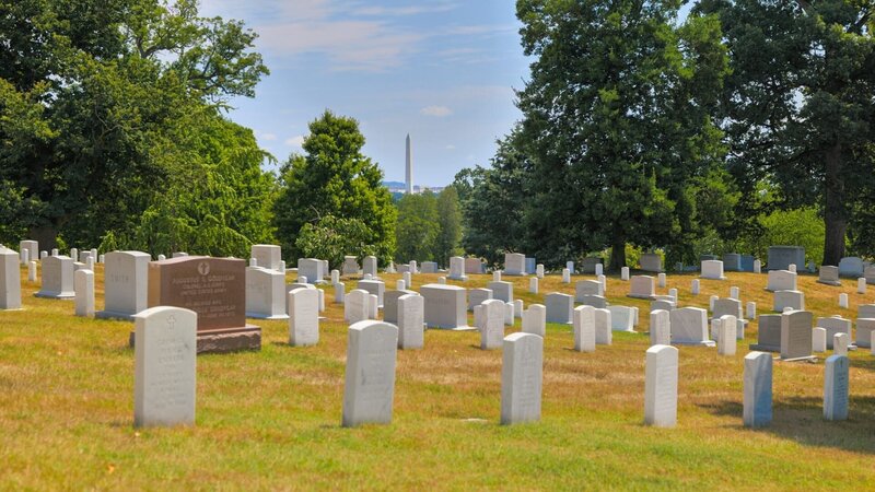Nationalfriedhof Arlington – Der Friedhof wurde 1864 während des Sezessionskrieges errichtet und ist der größte Soldatenfriedhof des Landes. – Bild: ORF/​Ampersand