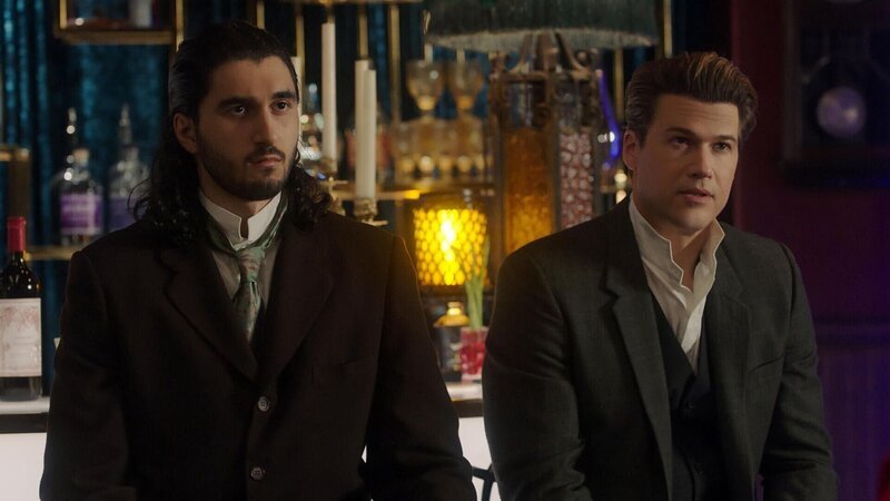 Behrad Tarazi (Shayan Sobhian, l.); Nate Heywood (Nick Zano, r.) – Bild: ProSieben MAXX