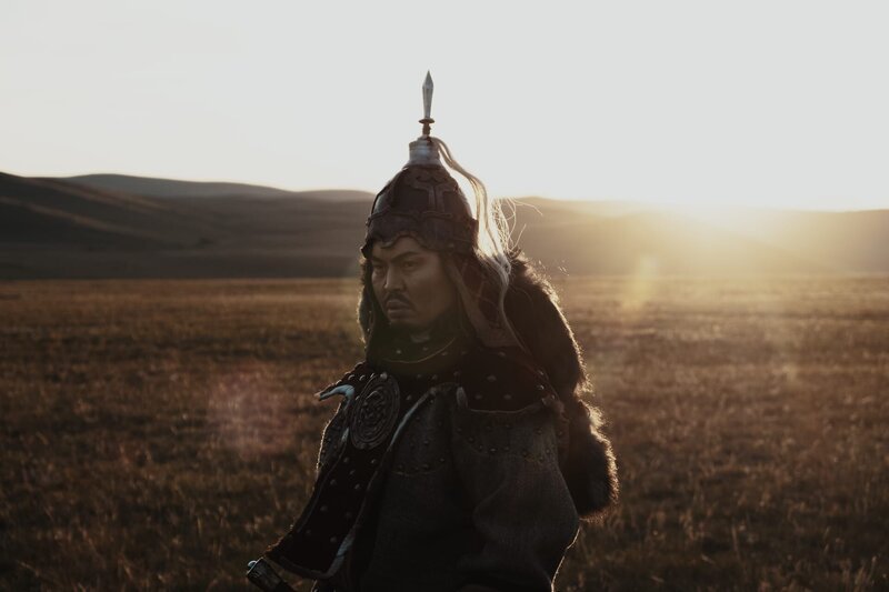 Die Geheime Geschichte der Mongolen ist das älteste erhaltene literarische Werk in einer mongolischen Sprache. Es wurde nach dem Tod von Dschingis Khan im Jahr 1227 für die mongolische Königsfamilie geschrieben und berichtet über sein Leben und seine Eroberungen sowie über die Herrschaft seines Nachfolgers Ogedei Khan. – Bild: Dash Pictures (Distribution) Ltd
