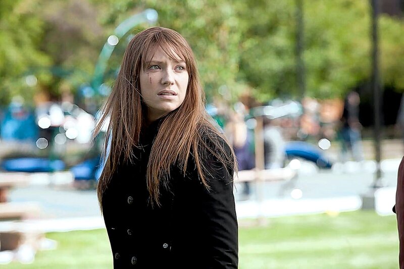 Nach und nach nimmt Olivia (Anna Torv) immer mehr Züge der anderen Persönlichkeit an … – Bild: ProSieben Media AG