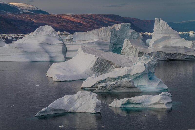 Expedition, Arktis, Eisberg Bild. Frei zur Verwendung. – Bild: mariohagen