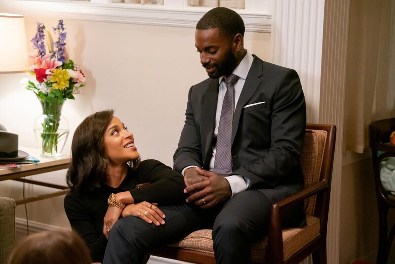 Edie Palmer (Megalyn Echikunwoke) und Tim (Mo McRae) – Bild: RTL /​ Universal Television LLC and Fox Media, LLC.