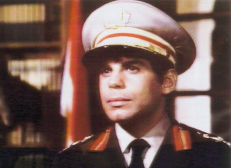 Harry Robbins in der Rolle des Königs. – Bild: RTL