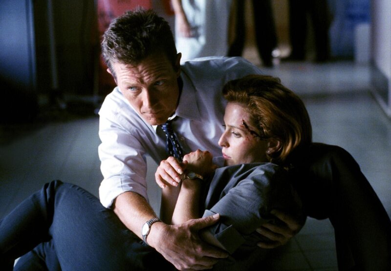 John Doggett (Robert Patrick, l.); Dana Scully (Gillian Anderson, r.) – Bild: Twentieth Century Fox Film Corporation