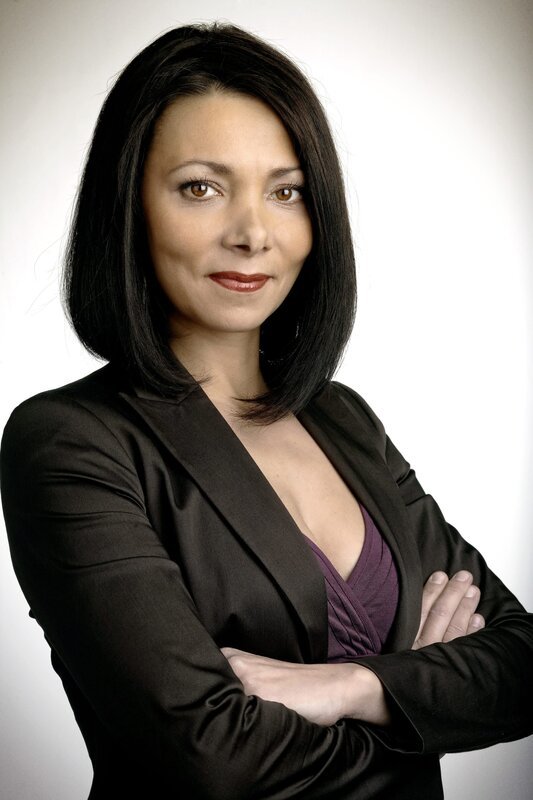 Dr. Julia Trautmannsdorff (Sandra Cervik) – Bild: ORF