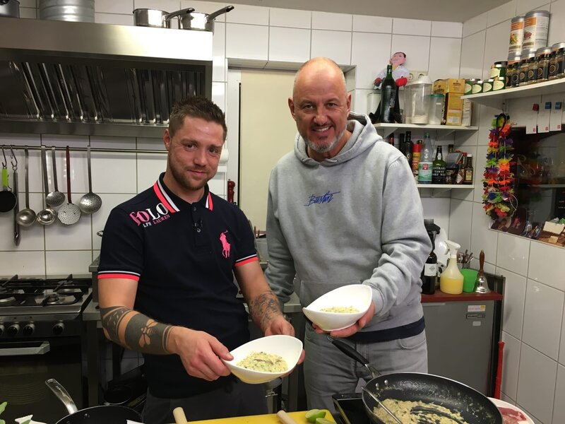 Daniel, l.; Frank Rosin, r. – Bild: Kabel Eins