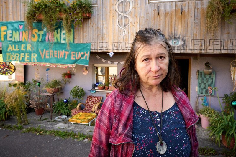 Mooshammer Liesl (Eva Mattes). – Bild: ORF/​Constantin Film/​Bernd Schuller