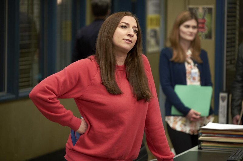 Gina Linetti (Chelsea Peretti) – Bild: 2018 UNIVERSAL TELEVISON LLC. All rights reserved. /​ John P. Fleenor Lizenzbild frei