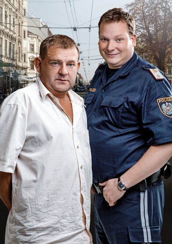 v.li.: Wilmer Eberts, Gruppeninspektor Kripo (Martin Zauner), Abteilungsinspektor Roman Mohacsi (Holger Schober) – Bild: [M] ORF