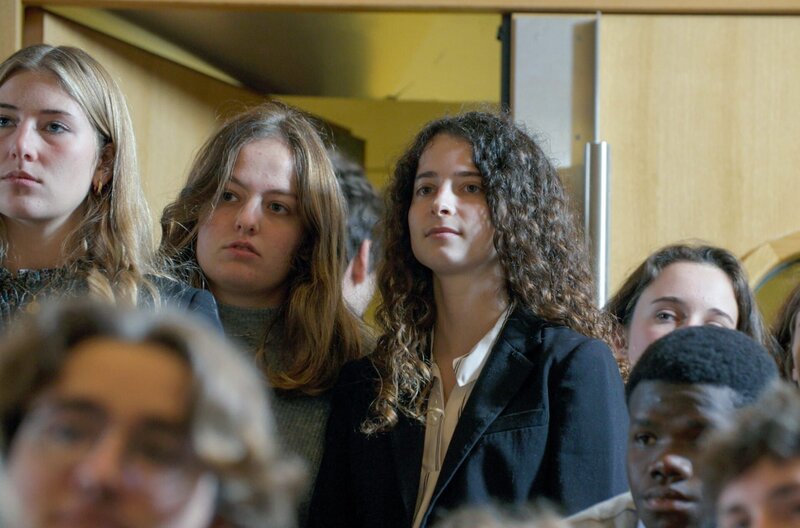 Die Pariser Elite-Uni HEC: Sozialer Aufstieg um jeden Preis? – Bild: Brothersfilms