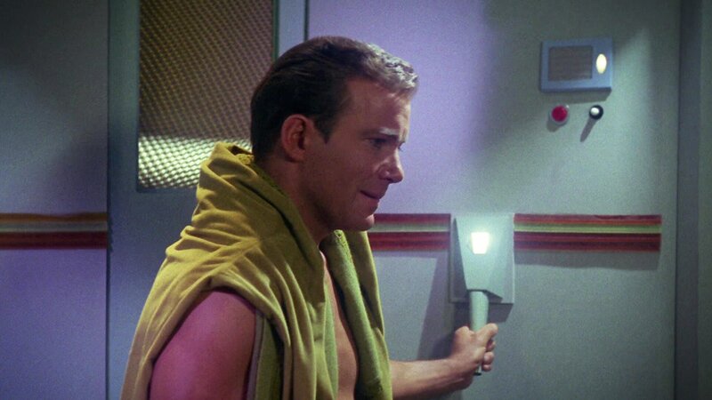 Captain Kirk (William Shatner) – Bild: Tele 5