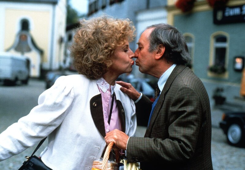 Ilse Neubauer, Hans Clarin. – Bild: ORF/​LISA-Film