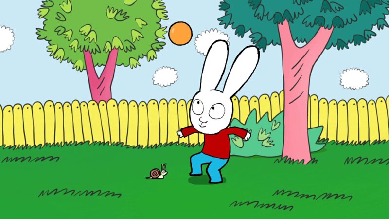 Endlich hat Simon Zeit, seine Balltricks ohne seinen kleinen Bruder Franz zu üben, der den ganzen Tag wie eine Klette an ihm hing. – Bild: ZDF/​GO-N Productions 2016