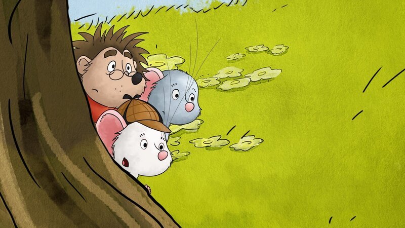 Wer hat den Diebstahl begangen? Tilda, Rupert und Molly suchen nach Spuren im Heckenrosenweg. – Bild: KiKA/​2023 Mideu Films