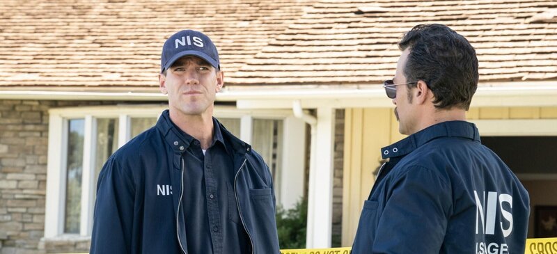 Special Agent Leroy Jethro Gibbs (Austin Stowell, l.) – Bild: 2024 CBS Broadcasting, Inc. All Rights Reserved. /​ Erik Voake