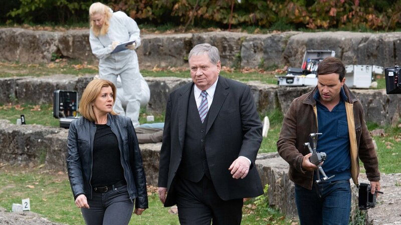 Kerstin Klar (Fiona Coors), Staatsanwalt Bernd Reuther (Rainer Hunold) und Christian Schubert (Simon Eckert) ermitteln diesmal in einem Fall, der mit einem früheren Justizirrtum zusammen hängt. Auch diesmal unterstützt Dr. Judtih Engel (Astrid Posner) die Ermittler wieder mit wichtigen Befunden vom Tatort. – Bild: ZDF