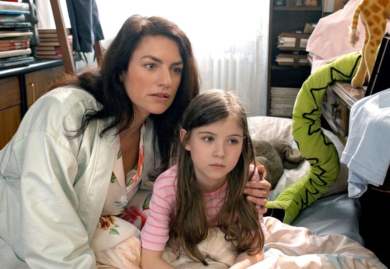 Glück auf halber Treppe – Bild: ARD/​Degeto/​Katrin Knoke