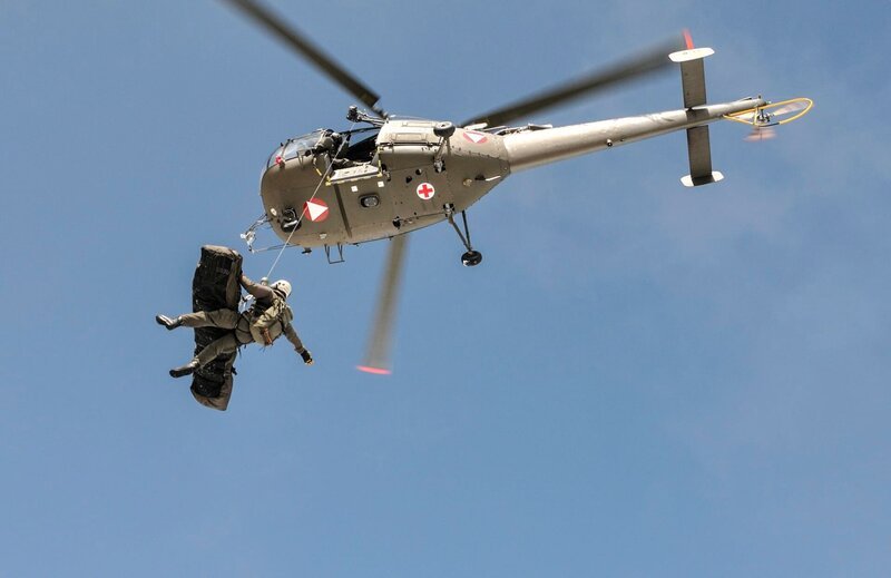 Reenactment Rettung von Ken Cichowicz – Bild: ServusTV/​Metafilm/​Helmut Strasser