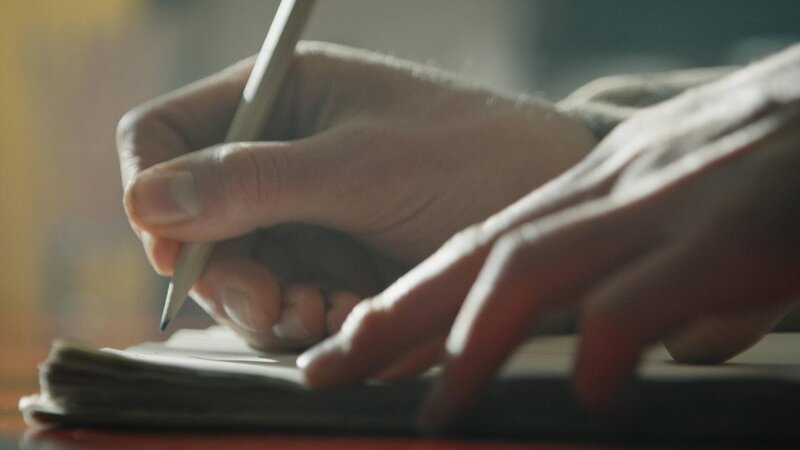 Die Person schreibt – Bild: THE HISTORY CHANNEL /​ A+E Global Media