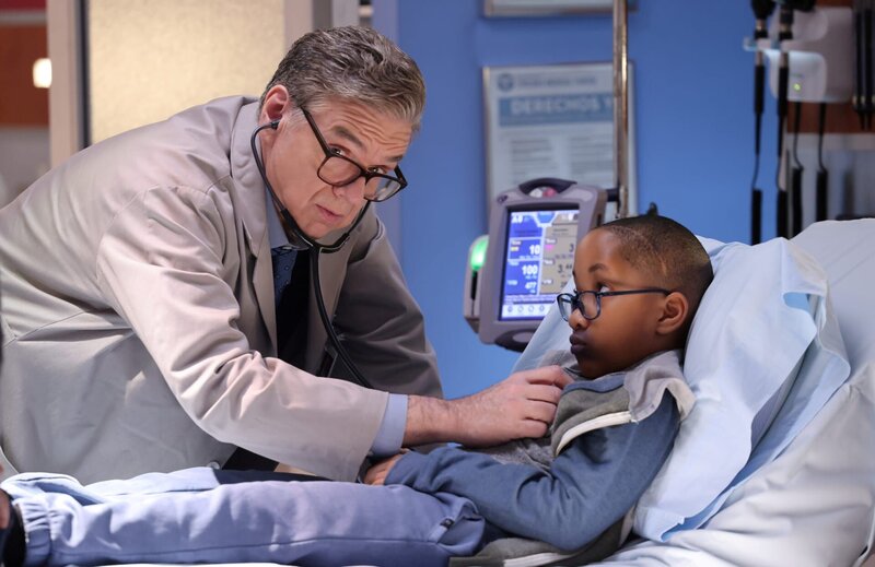 Daniel Charles (Oliver Platt, li.) – Bild: NBC /​ Universal TV