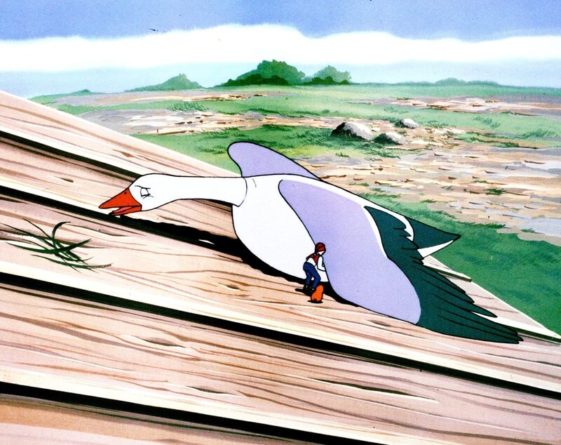 Die hübsche Wildgans Daunenfein hat den Flügel ausgerenkt. Nils will helfen. – Bild: ORF/​Apollo Filmverleih