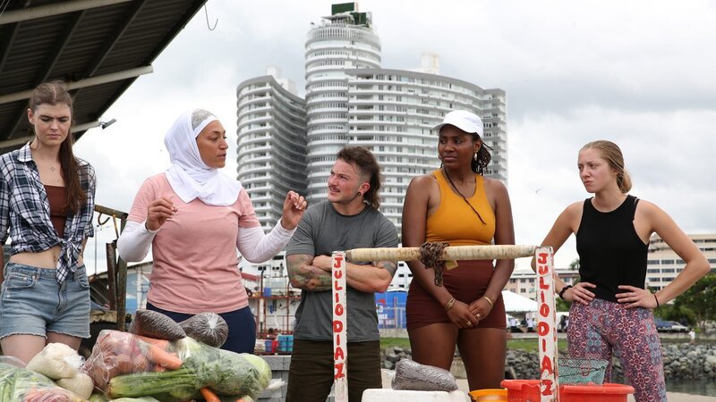 Maddie Witt, Summer Homayed, Elliot Capella, Lashanna Lintamo und Tara Colucci – Bild: Warner Bros. Discovery, Inc.