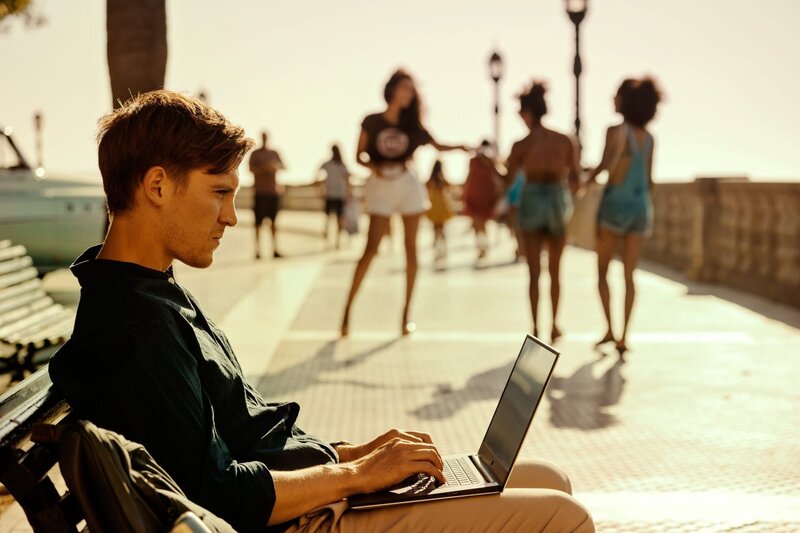 Tausend Zeilen – Bild: ORF/​Pro7/​UFA Fiction GmbH/​Gesellschaft für Feine Filme mbH/​Warner/​Marco Nagel