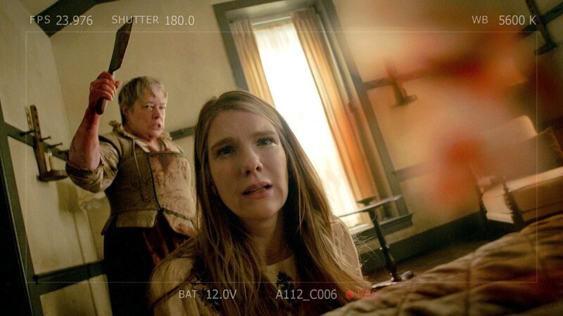 Agnes Mary Winstead (Kathy Bates, l.); Shelby Miller (Lily Rabe, r.) – Bild: Twentieth Century Fox Film Corporation