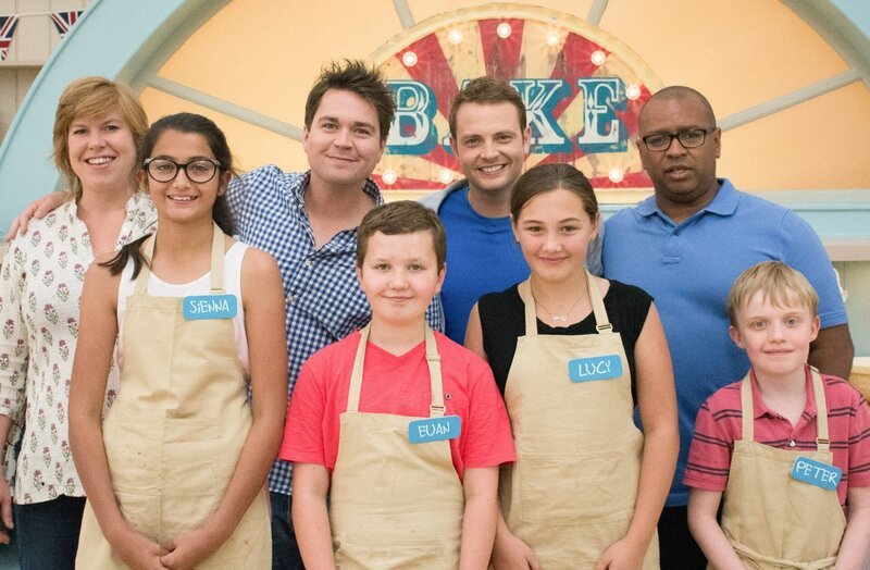 (v.li.): Allegra McEvedy, Sienna, Sam Nixon, Euan, Mark Rhodes, Lucy, Graham Hornigold, Peter. – Bild: ORF/​BBC/​Love Productions