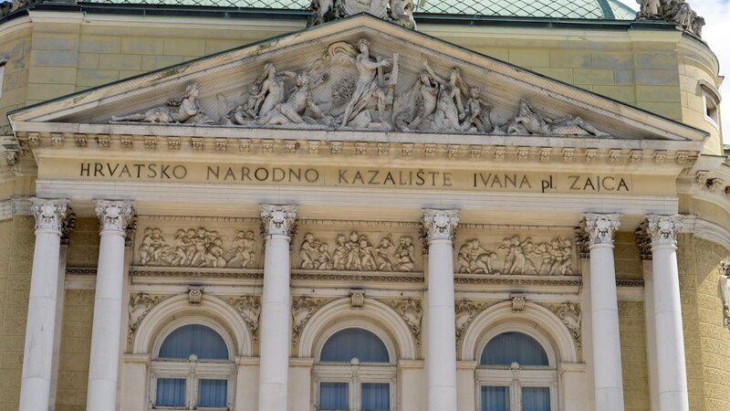 Nahaufnahme Nationaltheater von Rijeka. – Bild: ORF/​KMH