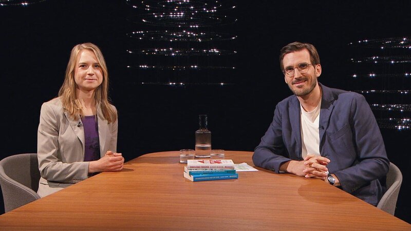 Sternstunde Philosophie Wie politisch sind Gefühle, Maren Urner? Maren Urner und Moderator Yves Bossart Copyright: SRF – Bild: SRF