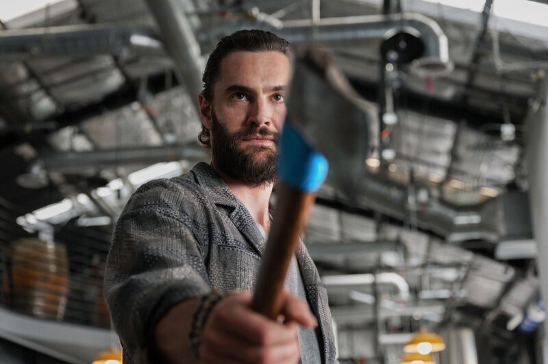 Matt Pierce (Tom Bateman) – Bild: Colleen Hayes /​ Peacock TV LLC. All Rights Reserved.