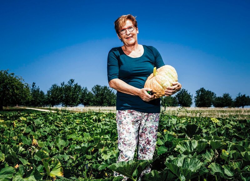 SRF bi de Lüt Landfrauenküche – Elsbeth Mathis, Bottmingen BL Folge 6 Elsbeth Mathis – Bild: SRF