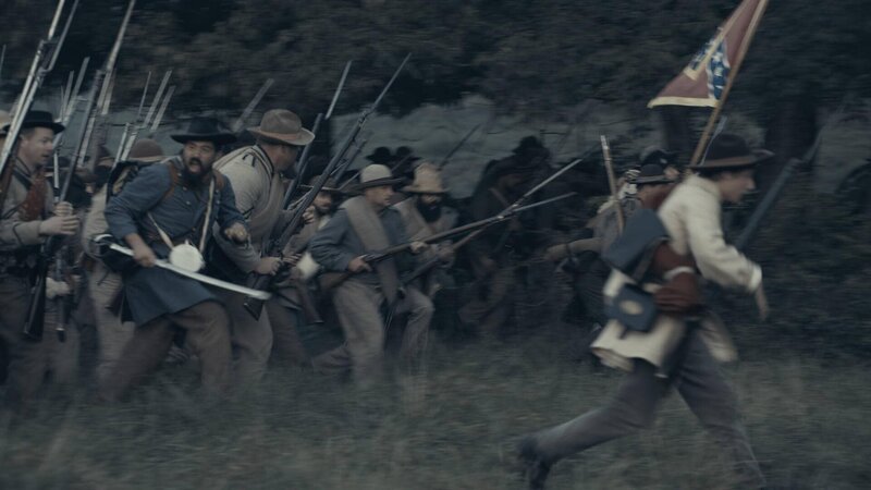 Soldaten im Angriff – Bild: History
