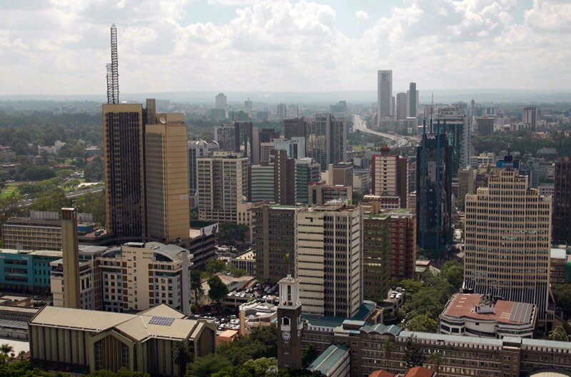 Nairobi, die Hauptstadt von Kenia, ist erst etwas über ein Jahrhundert alt und strotzt vor jugendlicher Energie. Genau die fängt Thandiwe Muriu in ihren Fotos ein. – Bild: Elephant Doc